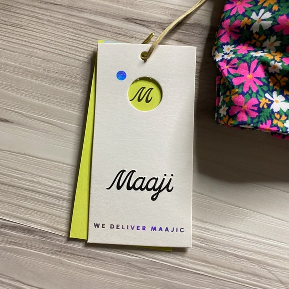 Maaji ๐ธ 4-Way Floral Bikini Top - Picture 2 of 12